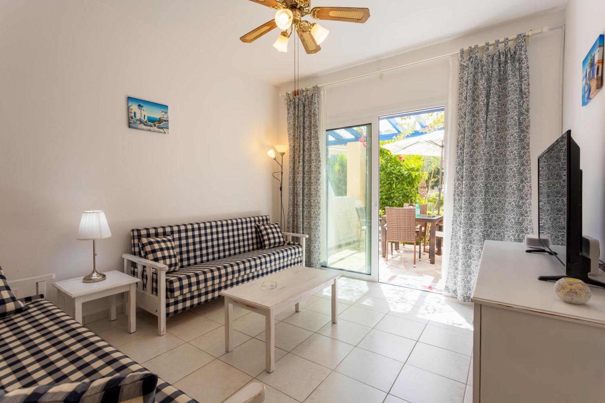 Paphos Regina Gardens Lovely Apartment מראה חיצוני תמונה