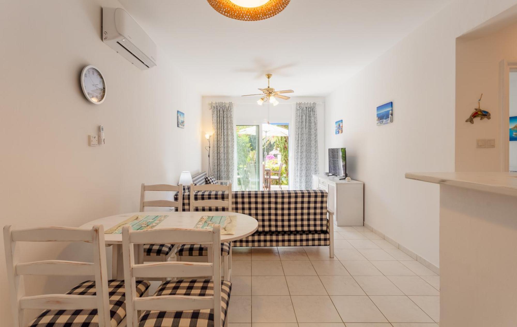 Paphos Regina Gardens Lovely Apartment מראה חיצוני תמונה
