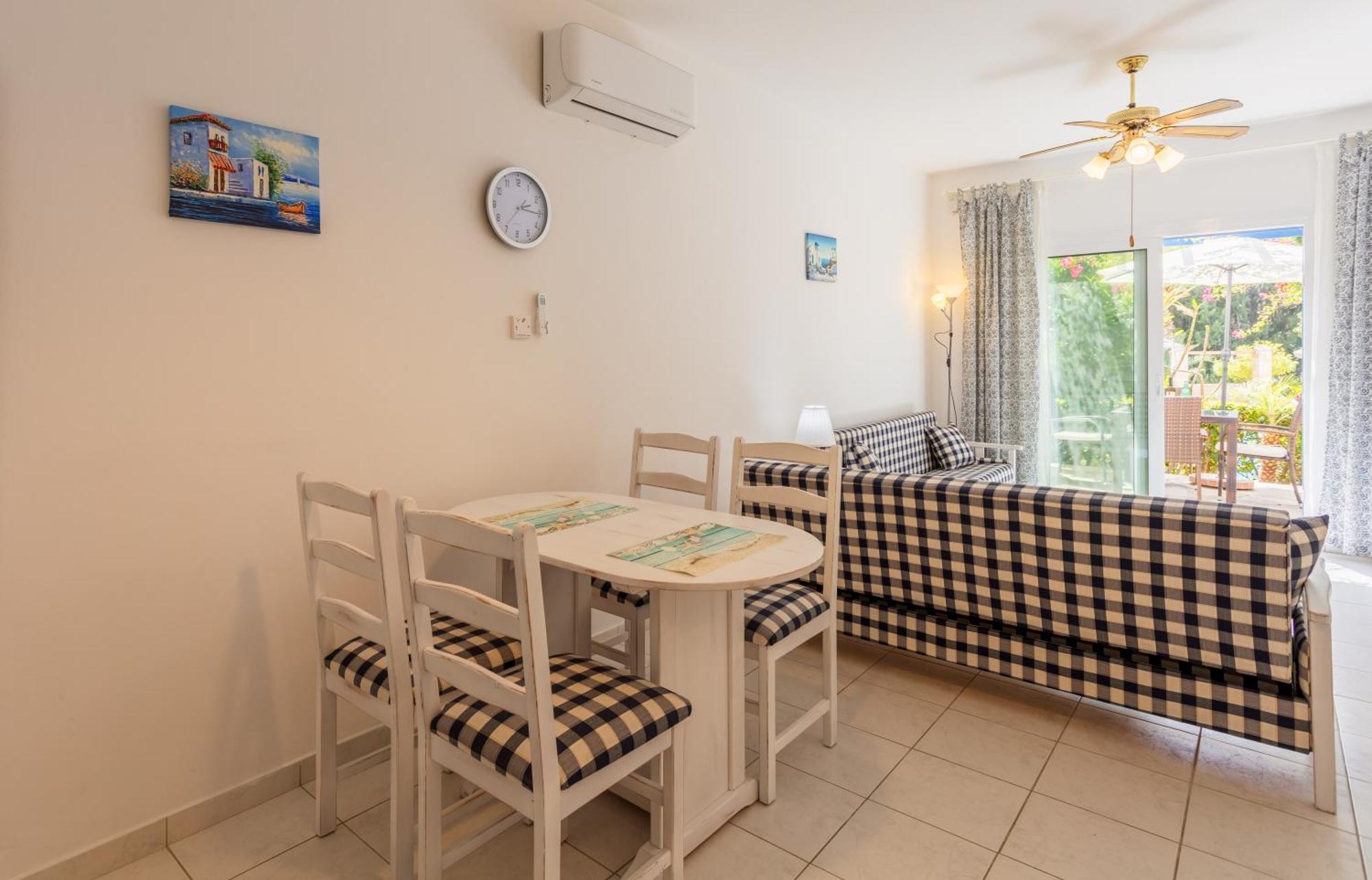 Paphos Regina Gardens Lovely Apartment מראה חיצוני תמונה