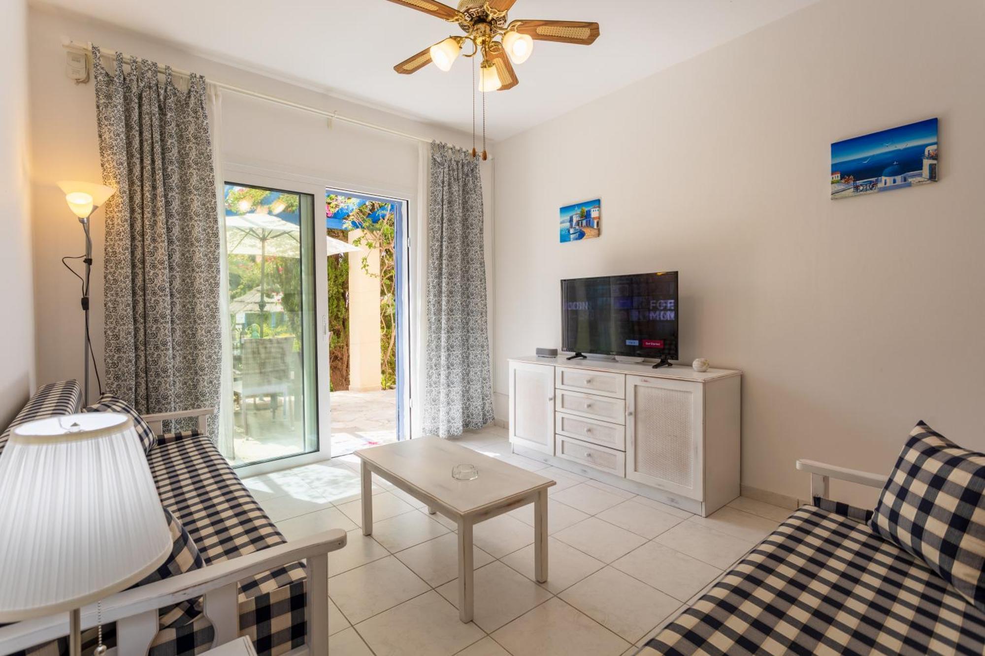Paphos Regina Gardens Lovely Apartment מראה חיצוני תמונה