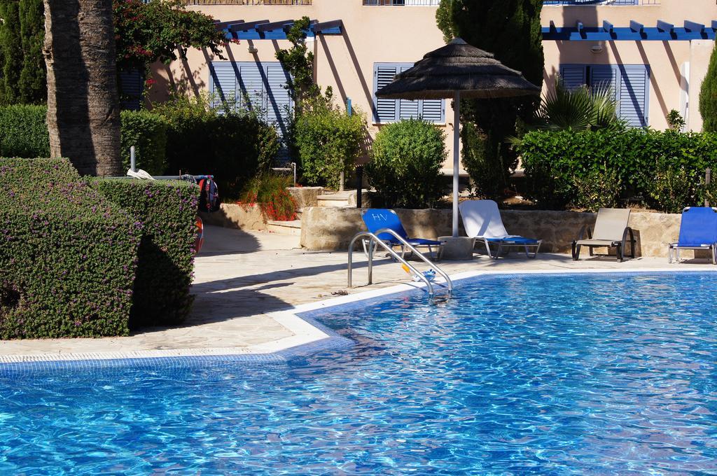 Paphos Regina Gardens Lovely Apartment מראה חיצוני תמונה