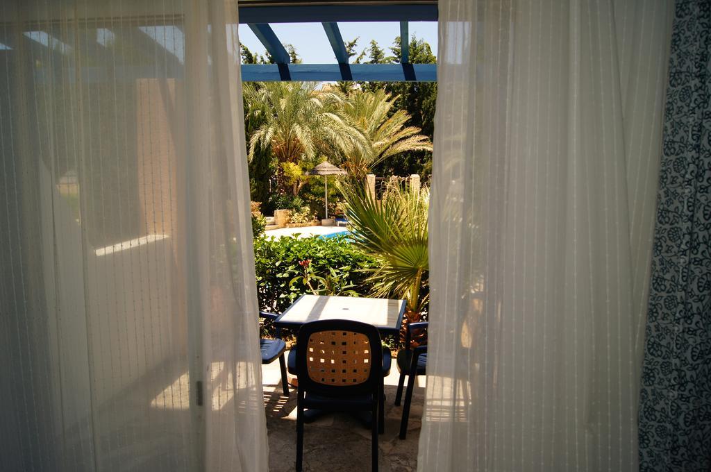 Paphos Regina Gardens Lovely Apartment מראה חיצוני תמונה